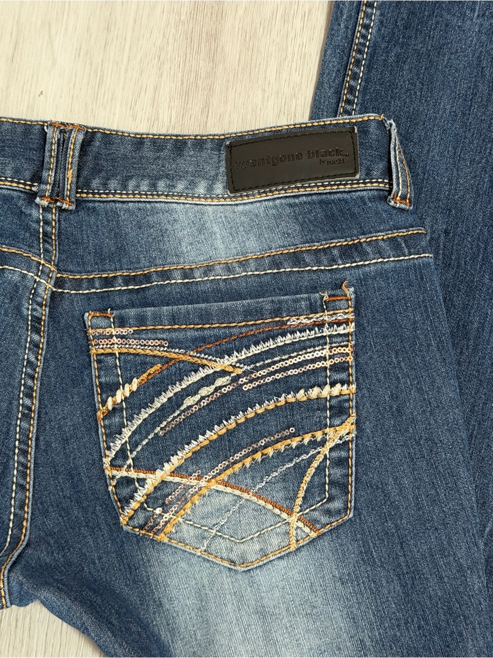 Y2K Low Rise Twenty One Black Boot Cut Jeans Size 7/8 - Picture 6 of 7